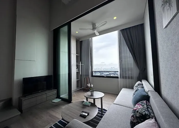 S87 Ramada Sukhumvit87 Big Onnut Swim Gym Bangkok