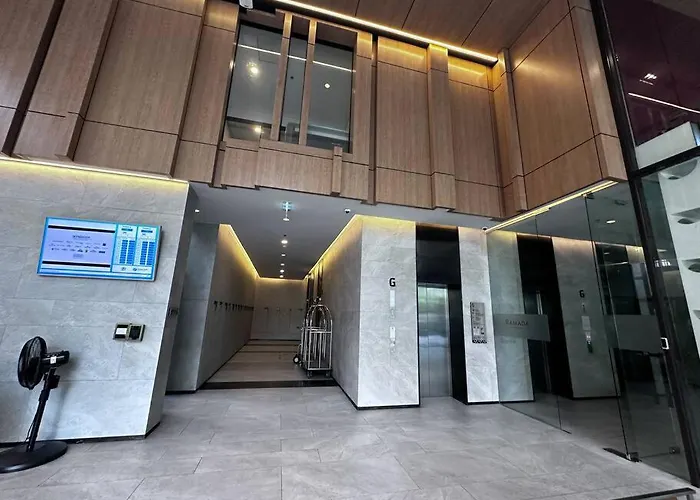 S87 Ramada Sukhumvit87 Big Onnut Swim Gym