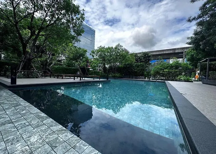 S87 Ramada Sukhumvit87 Big Onnut Swim Gym Apartment